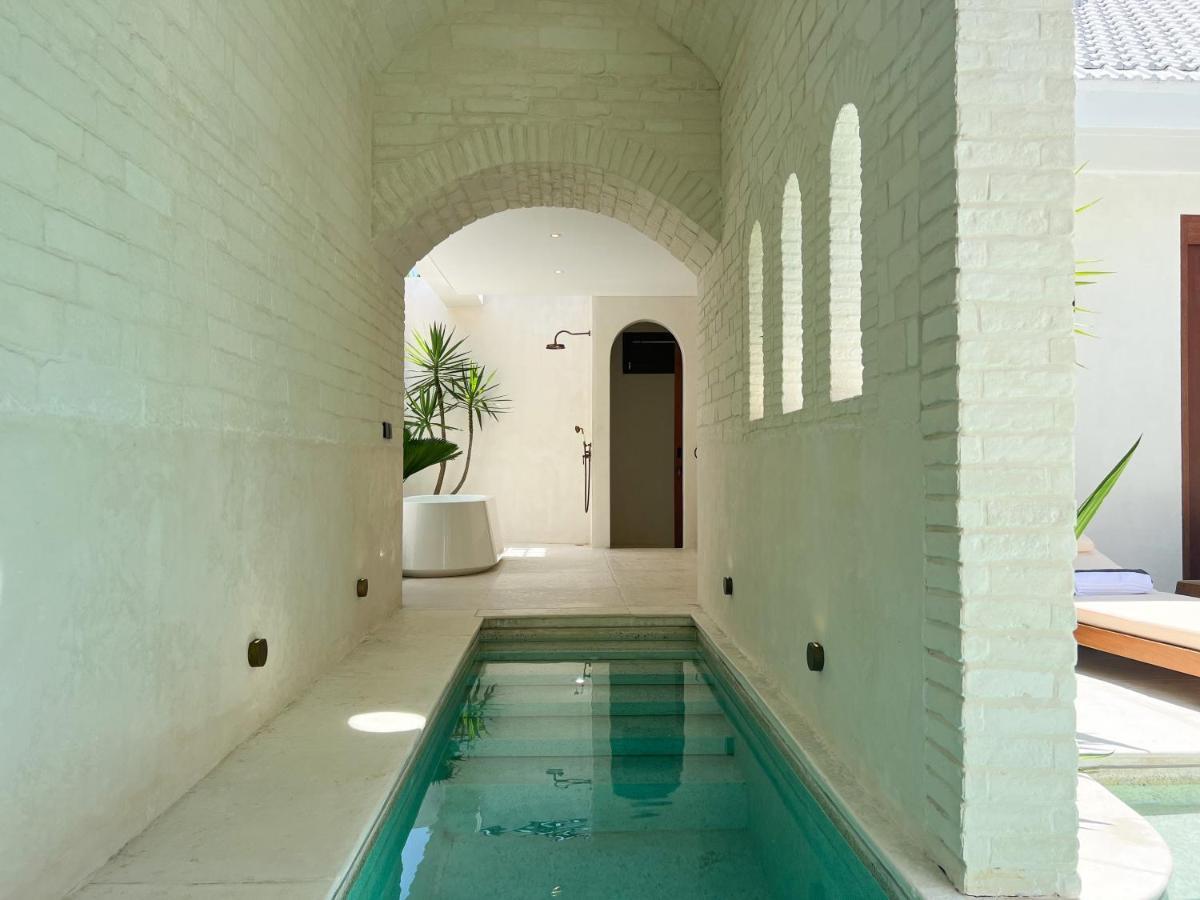 Breathe Boutique Suites 울루와뚜 외부 사진