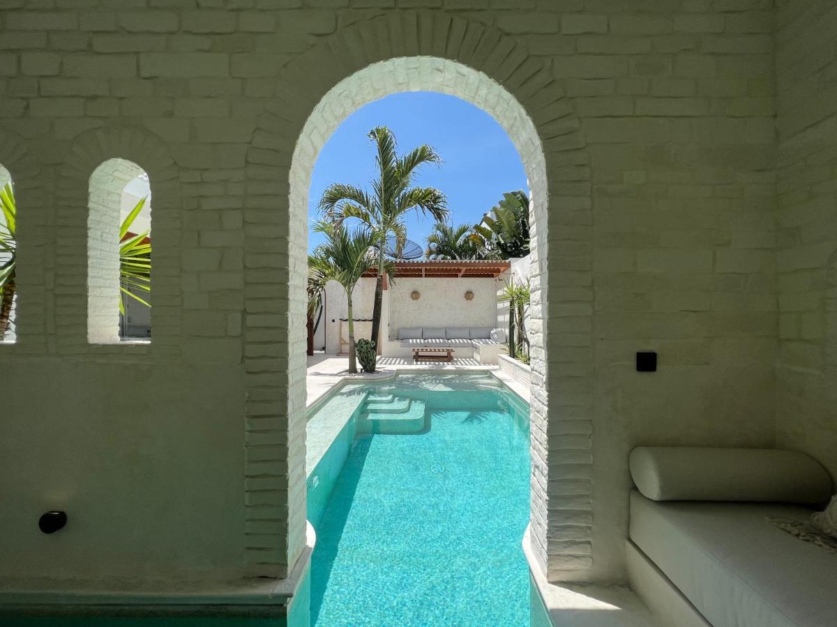 Breathe Boutique Suites 울루와뚜 외부 사진